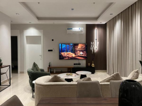 Luxy 2BD apartment near The BLVD